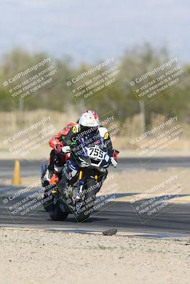 media/Jan-15-2026-Racers Edge (Thu) [[dfebeb70ab]]/2-A Group/Session 5 Turn 2/